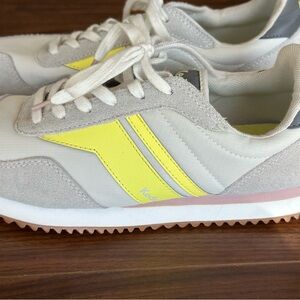 Keds Women's Light Gray and Bright Yellow Sneakers